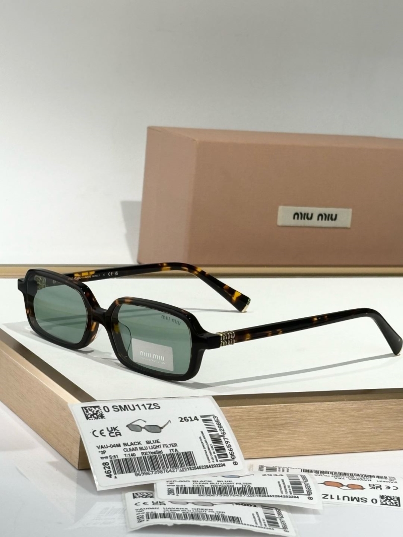 MIU MIU